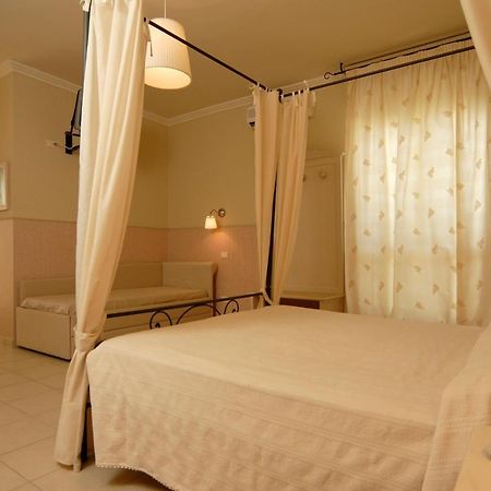 Hotel Mocambo San Benedetto del Tronto Exterior foto
