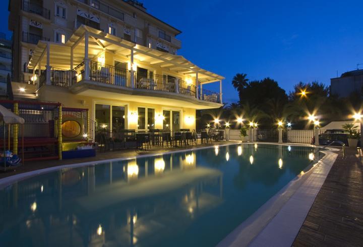 Hotel Mocambo San Benedetto del Tronto Exterior foto