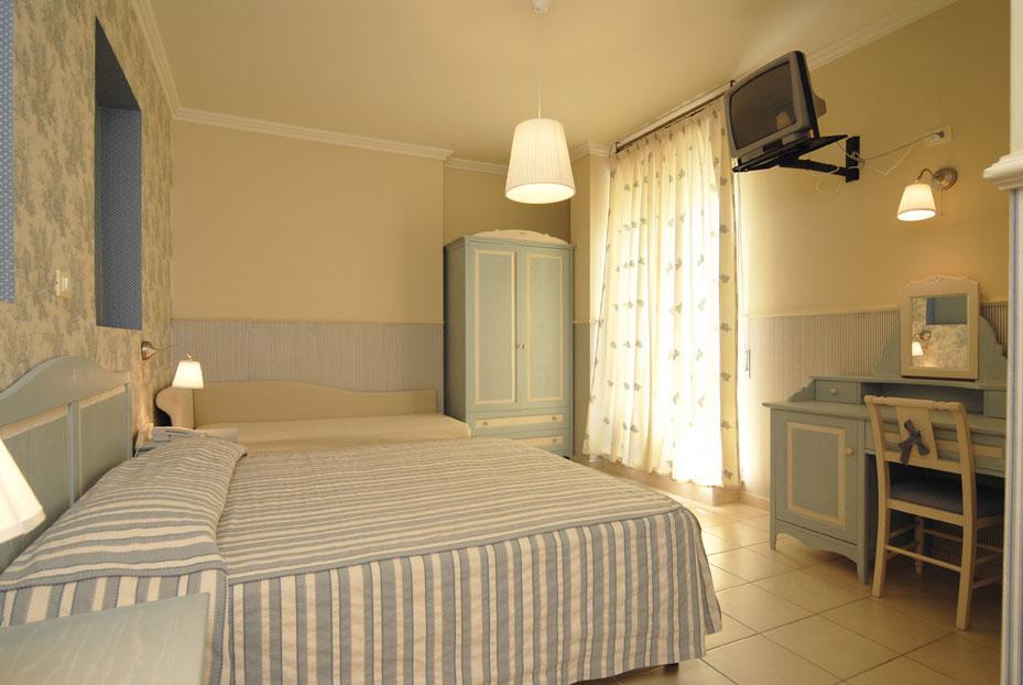 Hotel Mocambo San Benedetto del Tronto Exterior foto
