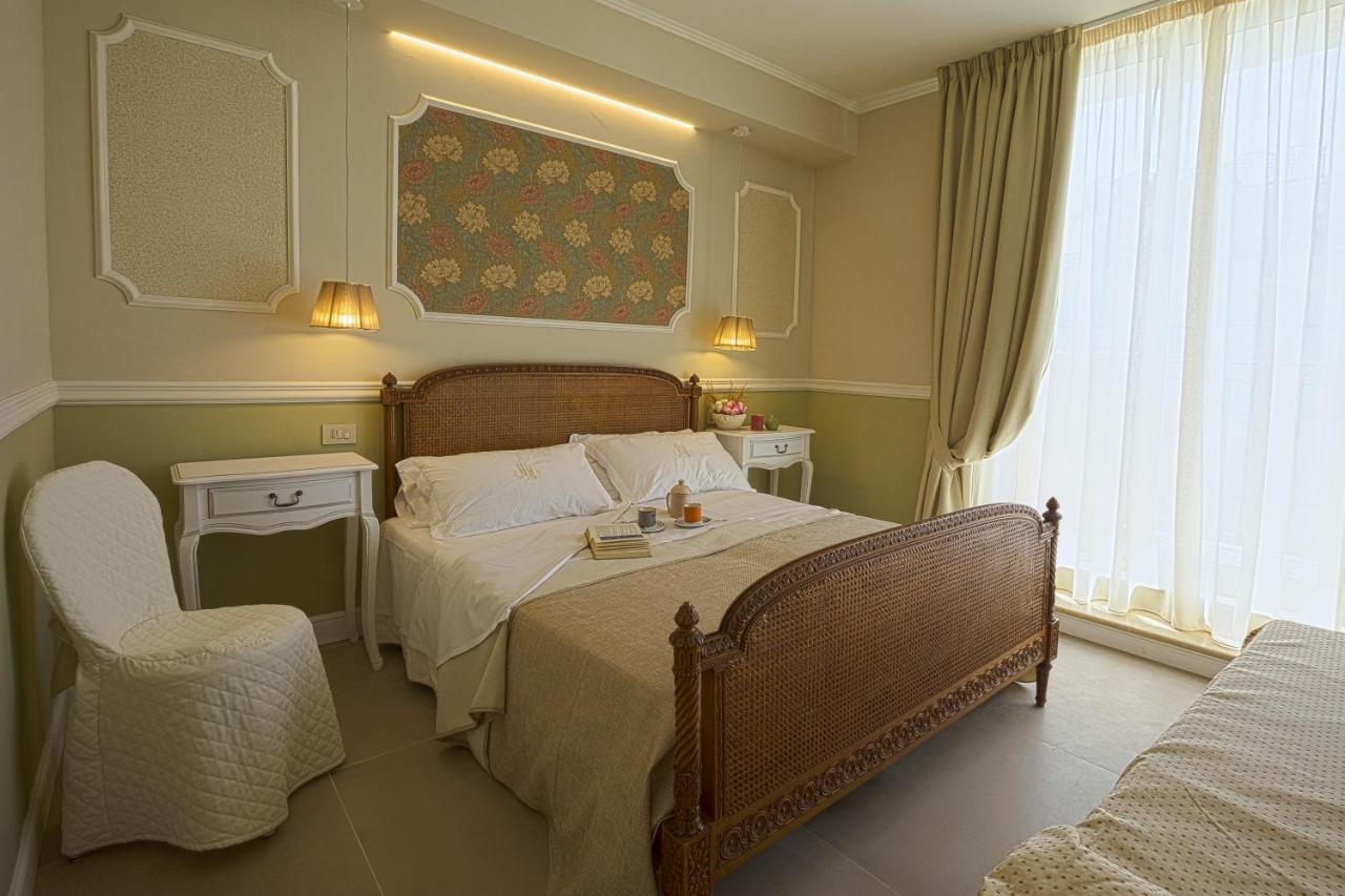 Hotel Mocambo San Benedetto del Tronto Exterior foto